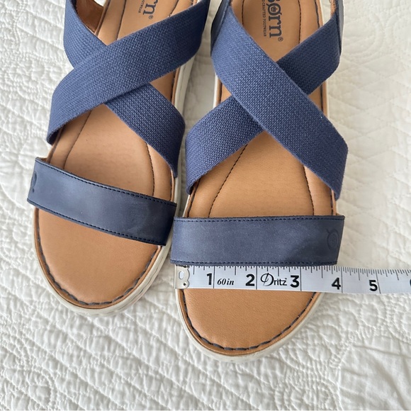 Born Women’s Jayla Navy Blue Cross-Strap Sandals Size 9 - Picture 12 of 16